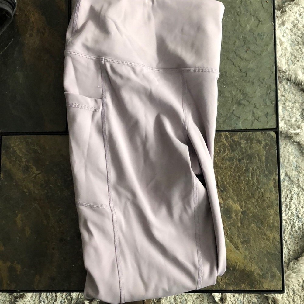 90 degree light purple leggings size medium